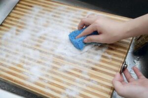 how to clean cutting board